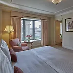 Regent Berlin, An Ihg