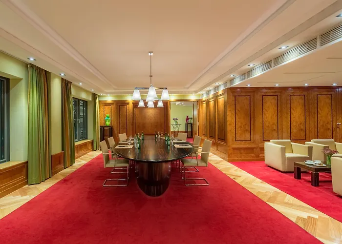 Отель Regent Berlin, An Ihg