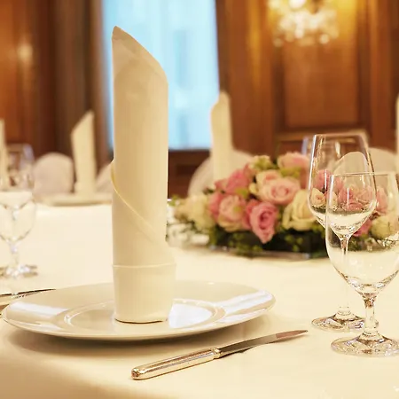 Regent Berlin, An Ihg 5* 柏林